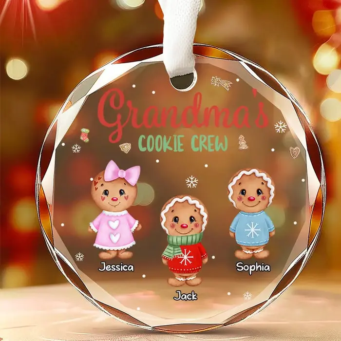 Personalized Gingerbread Crumbs And Grandma's Heartfelt Embrace | Christmas Gift For Mom, Grandma
