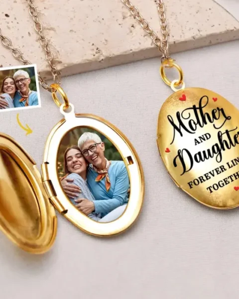 Made-to-Order Photo Her Smile Is My Reflection ~ Mother's Day, Gift For Mom, Daughter