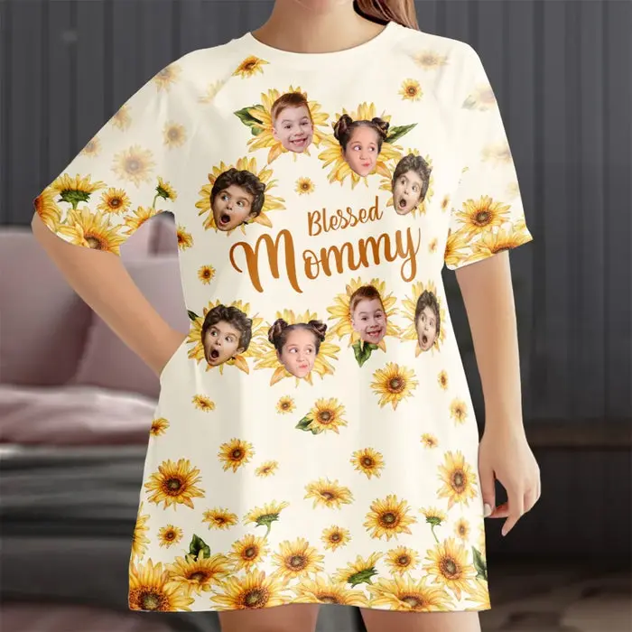 Tailored Photo Where Love Grows, So Do Happy Faces - Mother's Day Gift For Mom, Grandma